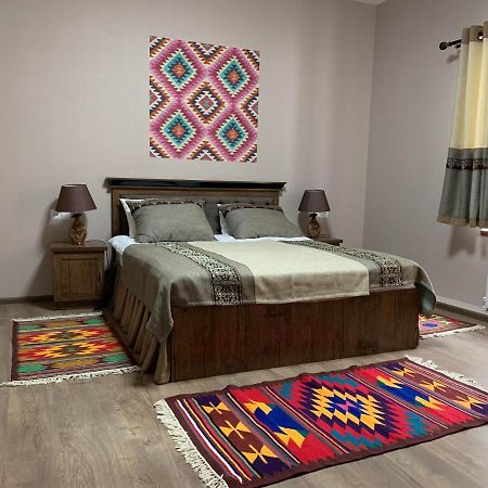 Hotel Al-Rajabiy Ташкент Екстериор снимка