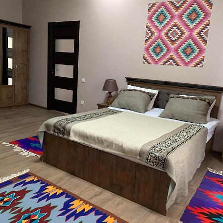 Hotel Al-Rajabiy Ташкент Екстериор снимка